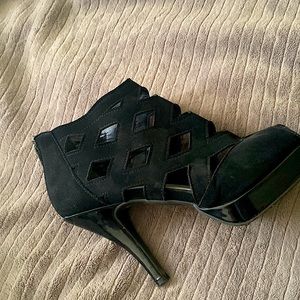 Black open toe heels